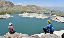 Doğaseverlerin yeni rotası Hakkari'de turizm hareketliliği