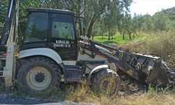 Bursa'da park halindeyken hareket eden kepçenin çarptığı motosiklet sürücüsü öldü