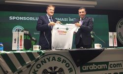 Konyaspor'un yeni sezondaki isim ve forma sponsoru "arabam.com" sitesi oldu