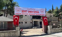 Şehit Uzman Çavuş Özgül'ün ismi Isparta'da çocuk destek merkezine verildi