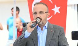 Çanakkale'de yeni av sezonuna girmeye hazırlanan balıkçılar törenle uğurlandı