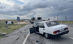 Edirne'de iki otomobilin çarpıştığı kazada 3 kişi yaralandı