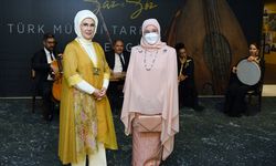 Emine Erdoğan, Malezya Kraliçesi Tunku Azizah ile bir araya geldi