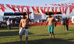 Geleneksel Erzurum Ovası Güreş Festivali'nde Rıza Yıldırım başpehlivan oldu