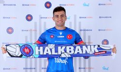 Halkbank, libero Deniz İvgen'i kadrosuna kattı