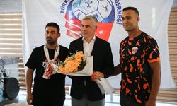 Adanaspor, teknik direktör Önder Karaveli ile sözleşme imzaladı