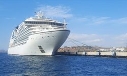 Bodrum'a lüks yolcu gemisi "Seabourn Encore" ile 515 yolcu geldi