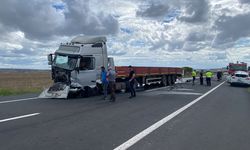 Tekirdağ'da tırla otomobil çarpıştı, bir kişi öldü, bir kişi yaralandı