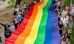 Amsterdam Belediyesi LGBT bildirisi için camilerle yapmayı planladığı toplantıyı iptal etti