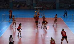 SMA hastası bebek için düzenlenen voleybol turnuvasını Galatasaray kazandı