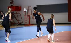 Sultanlar Ligi'nin Adana ekibi, ilk sezonuna play-off hedefiyle başlayacak