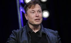 Elon Musk Cadılar Bayramını Drakula'nın Şatosu'nda kutlayacak