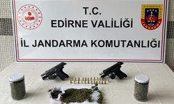 Edirne'de bir evde 300 gram esrar ve 2 tabanca ele geçirildi