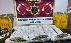 Hatay'da yağ bidonlarına gizlenmiş 6 kilo 850 gram skunk ele geçirildi