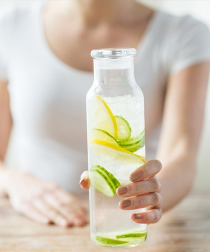 Sağlığınızı iyileştirmek için doğal içecek rutini