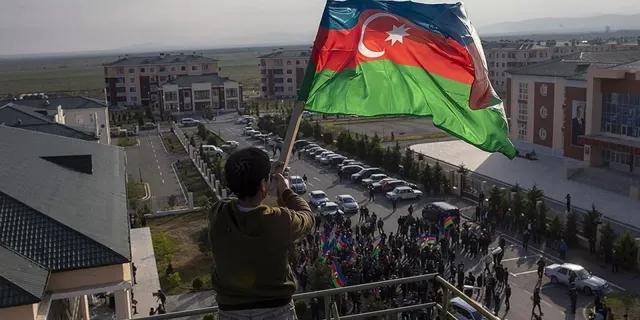 Karabağ'da ateşkes: Ermeni güçleri Aliyev'in teklifini kabul etti