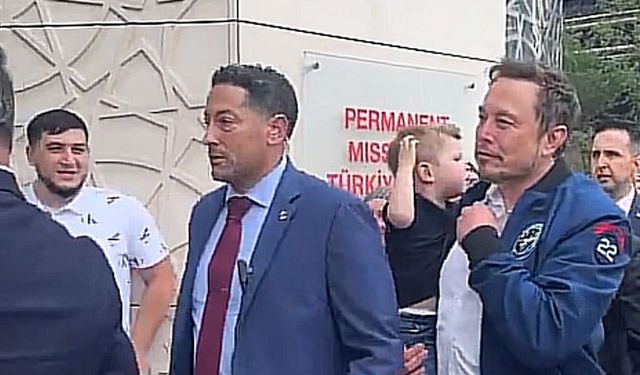 Elon Musk, Erdoğan'la görüşmeye çocuğuyla geldi