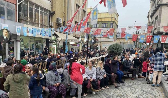 Vatandaşlardan CHP’li başkana iftar tepkisi