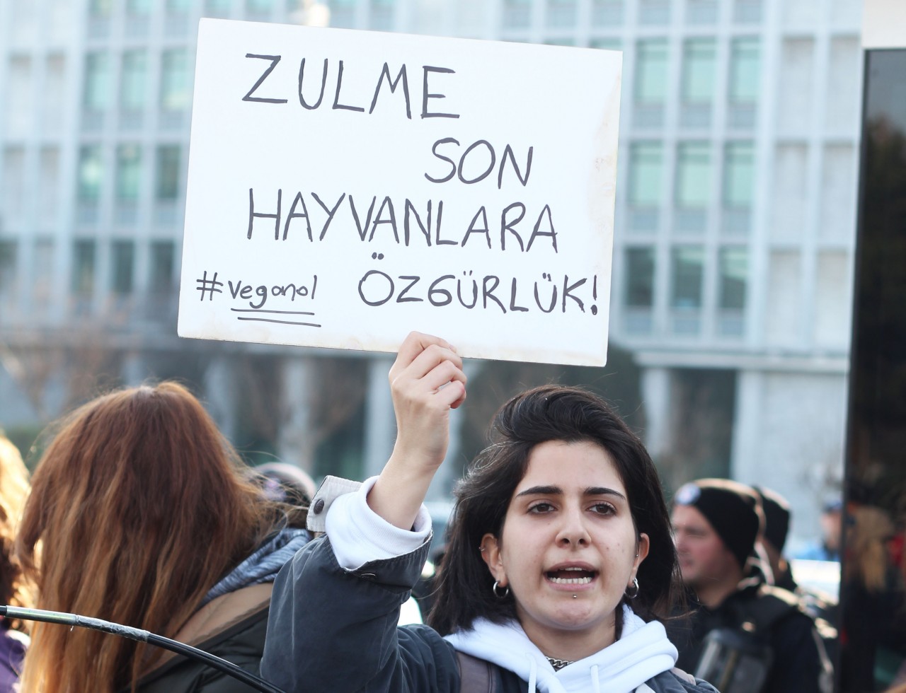 Zulme Son, Hayvanlara Özgürlük! - 1280x980