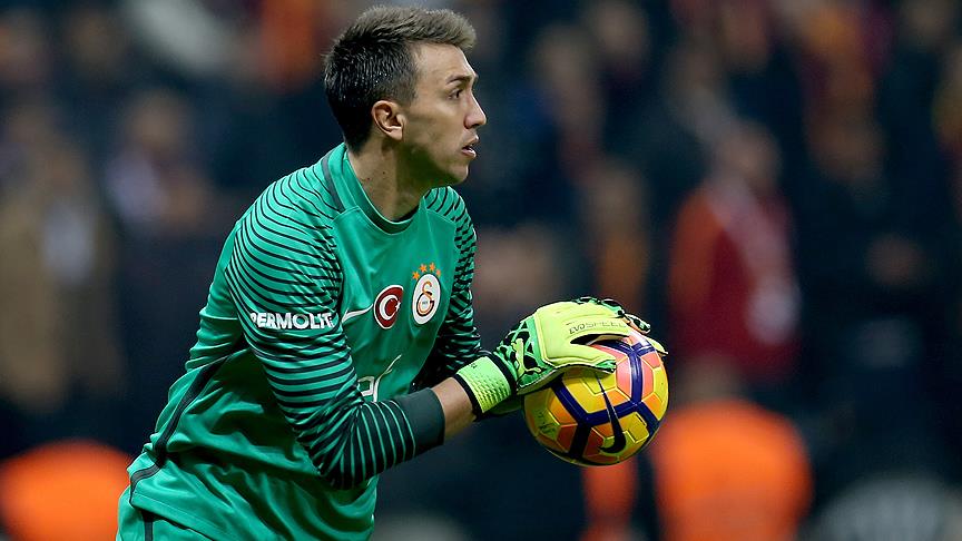 fernando muslera