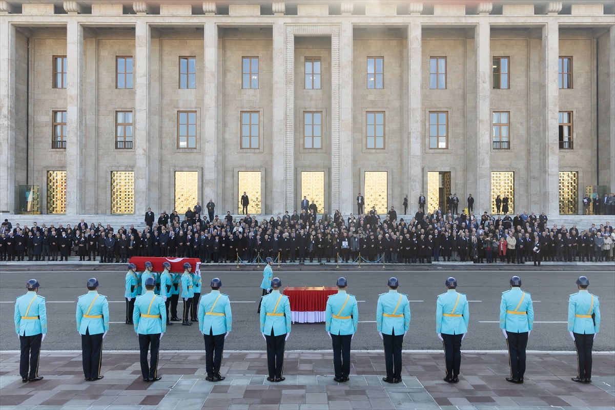 Yaşar Okuyan Için Meclis'te Cenaze Töreni Düzenlendi 2