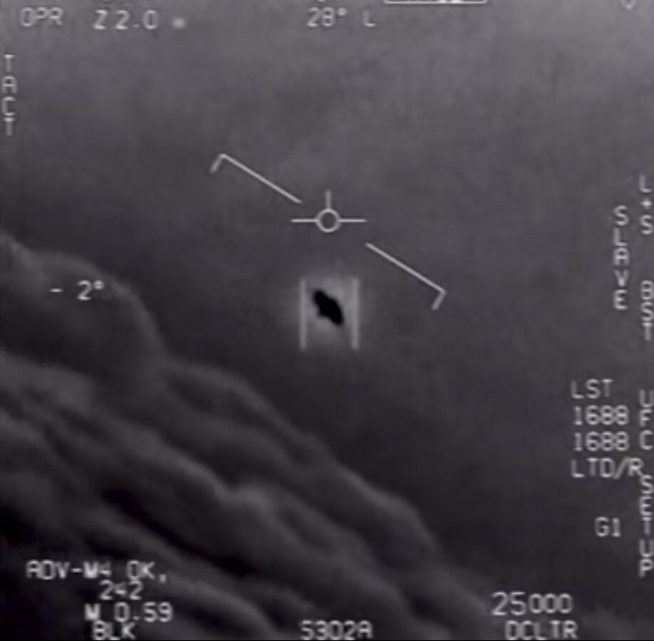 NASA astronotu uzayda UFO gördüğünü söyledi