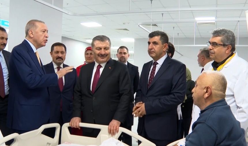 Cumhurbaşkanı Erdoğan Hatay'daki Hastaneleri Ziyaret Etti (1)