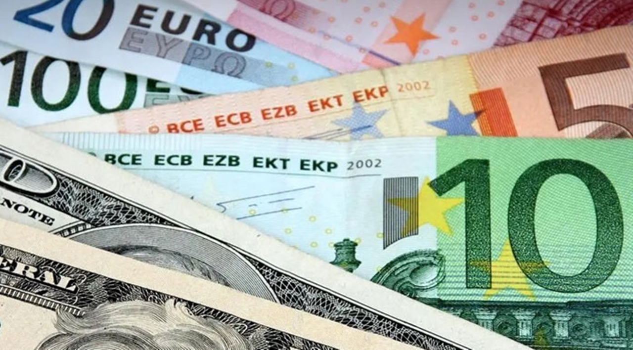 Dövizin ateşi sönmüyor: Euro ve Dolar rekora koşuyor