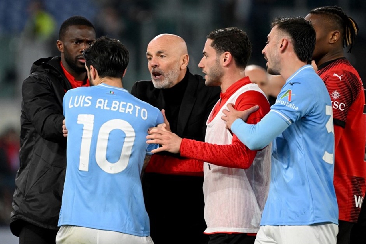 Milan, Lazio'yu 8 kişi kalarak tek golle yendi 