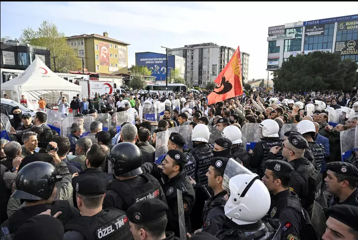 Istanbul'da Gözaltılar Var