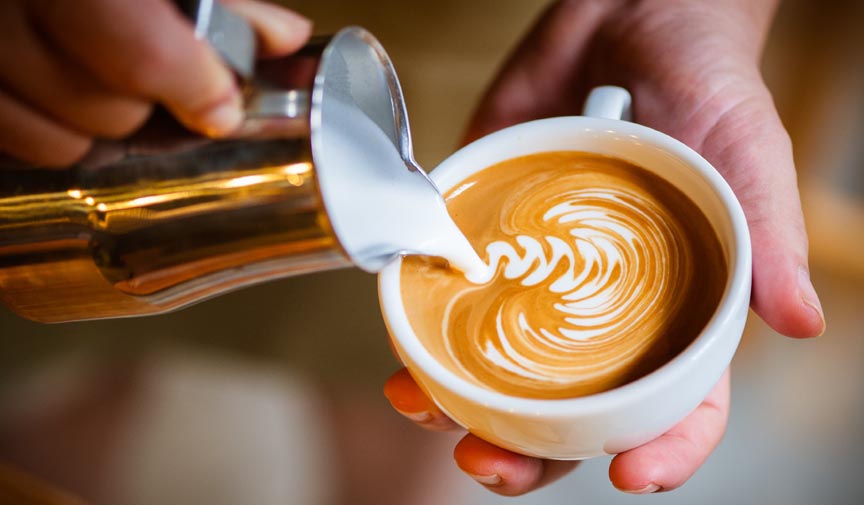 kahvede latte tatlıda profiterol öne çıkı