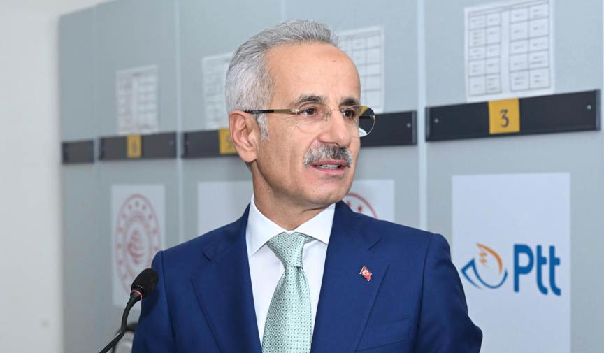 Ulaştırma ve Altyapı Bakanı Uraloğlu