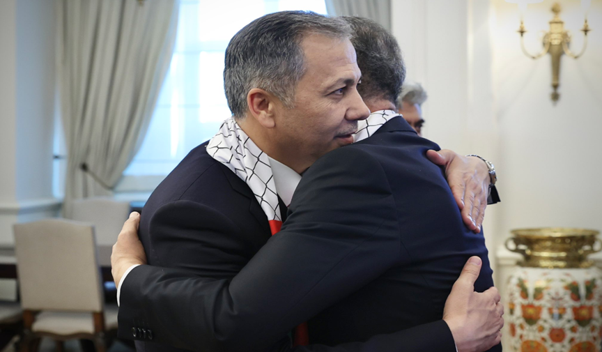 Bakan Yerlikaya Filistin Büyükelçisi ile görüştü