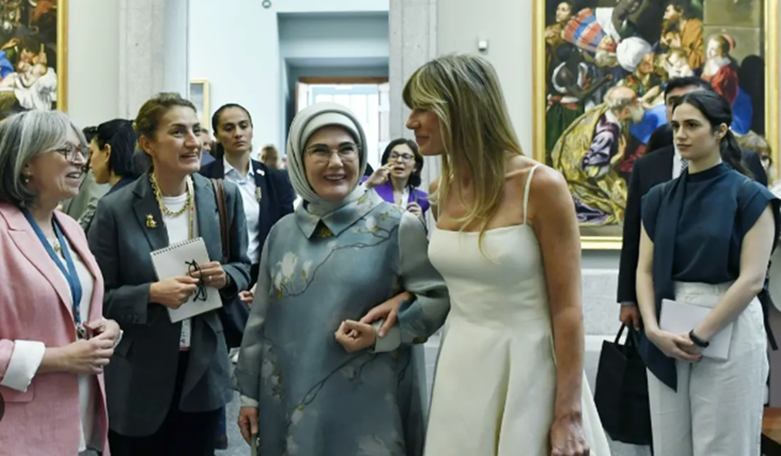 Emine Erdoğan,İspanya Başbakanı’nın eşi Fernandez ile Prado Müzesi’ni ziyaret etti