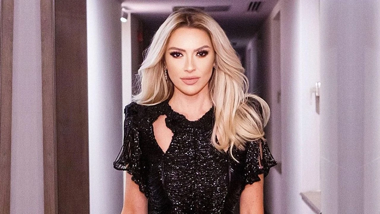 Hadise Oyunculuk Yapıyor