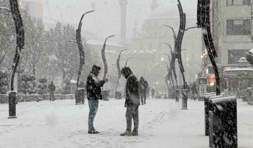 Hava Durumu Kar Yağışlı 3