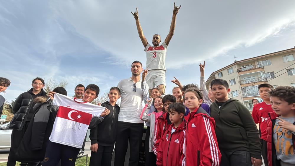 Uefa'dan 'Bozkurt' Cezası Alan Merih Demiral1